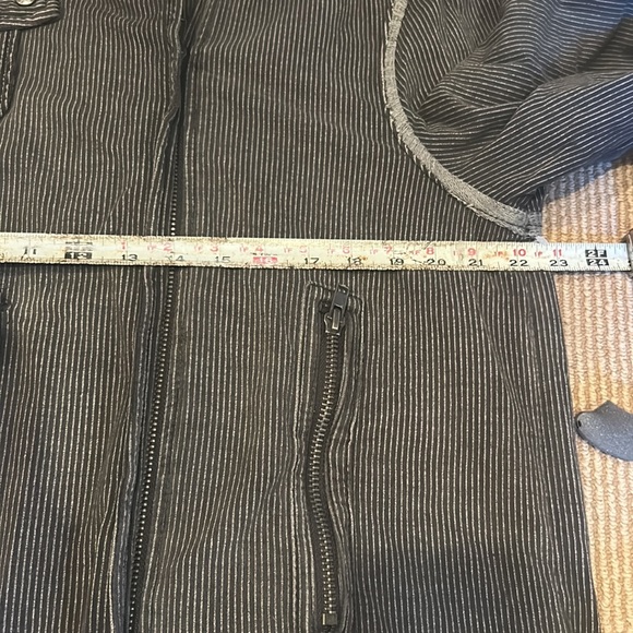 EUC FREE PEOPLE railroad knit pin stripe black grey jacket size S/M - Picture 9 of 16